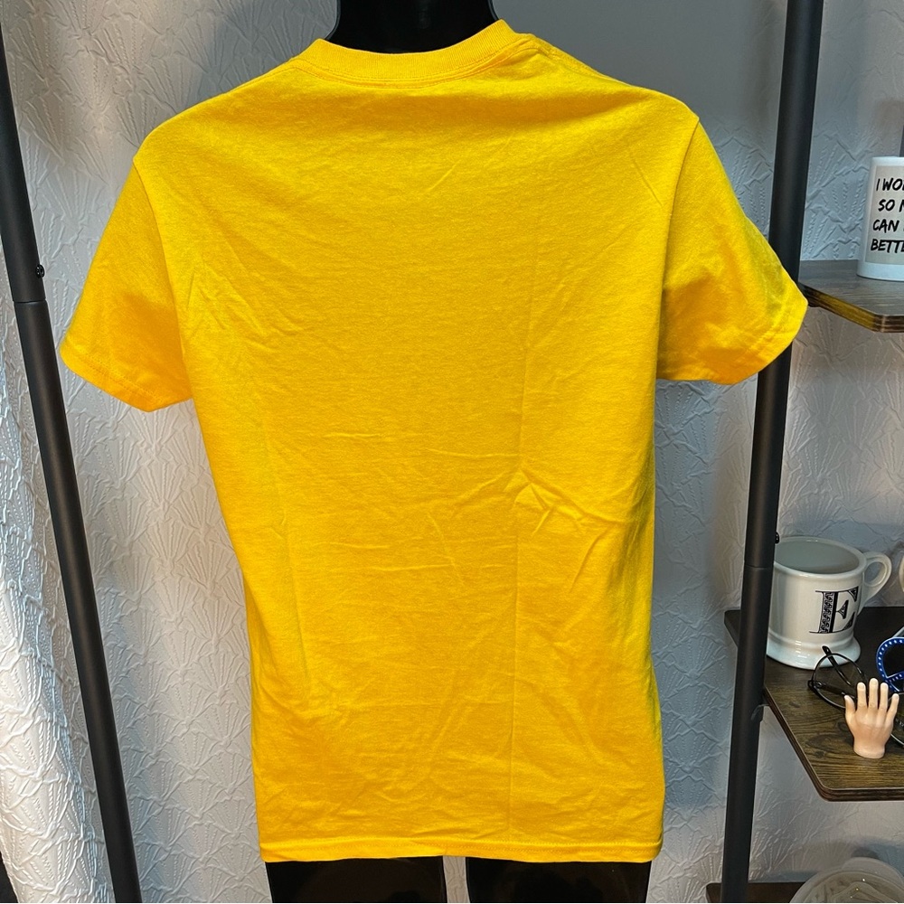 SCHRUTE FARMS T-shirt.                                                      T026 - Picture 3 of 4